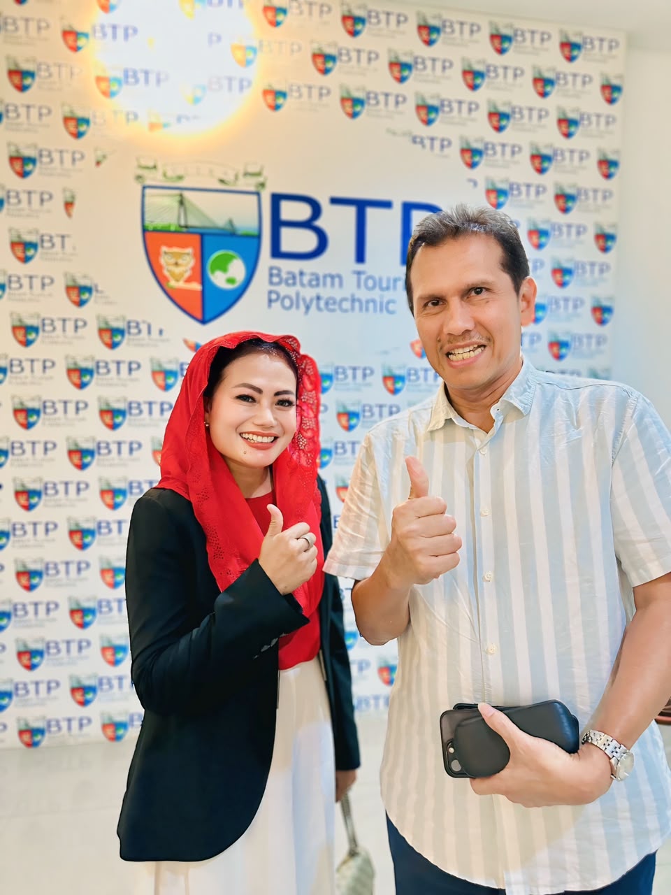 Rina Safitri Kadin